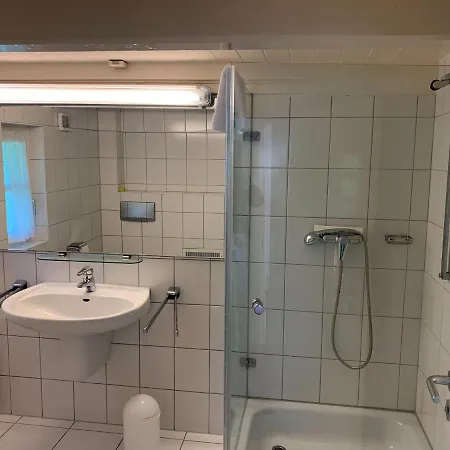Haus-kuehl-whg-01 *